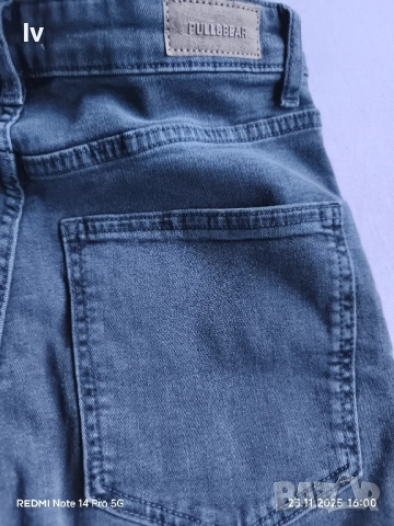 Дамски дънки PULL & BEAR , снимка 2 - Дънки - 52512566