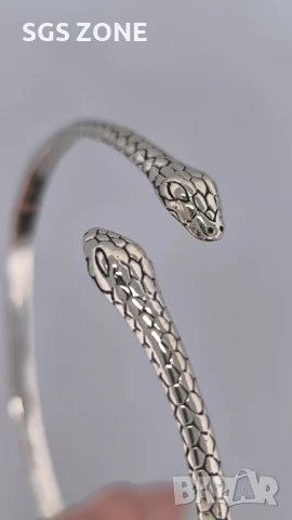 СРЕБЪРНА ГРИВНА ЗМИЯ