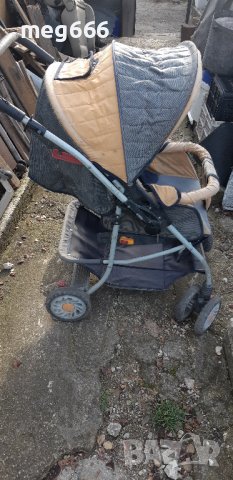 Детска количка със сенник и багажник