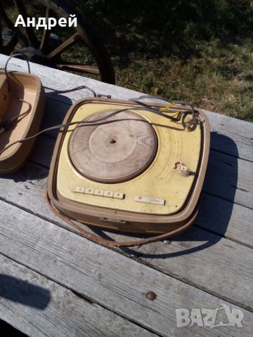 Стар грамофон #2, снимка 4 - Антикварни и старинни предмети - 26993358