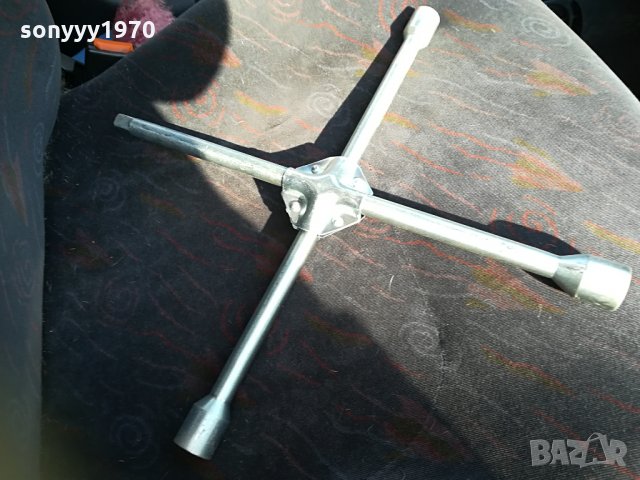 КРЪСТАЧКА-КЛЮЧ ЗА ГУМИ 2104211010, снимка 9 - Аксесоари и консумативи - 32627652