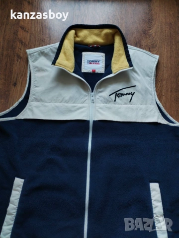 TOMMY JEANS MIX MEDIA RETRO VEST MEN - мъжки поларен елек Л, снимка 5 - Други - 53596540
