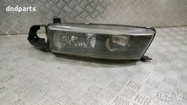 Десен фар Mitsubishi Galant 1998г.	