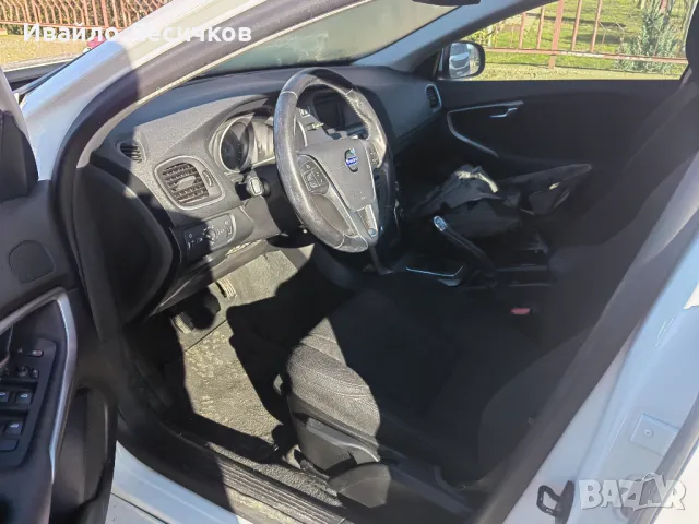 Volvo v40 d2 на части, снимка 5 - Автомобили и джипове - 48664853