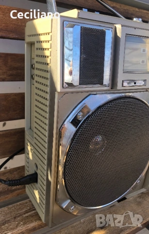 Радиокасетофон Crown CSC-950L, снимка 6 - Радиокасетофони, транзистори - 53114170