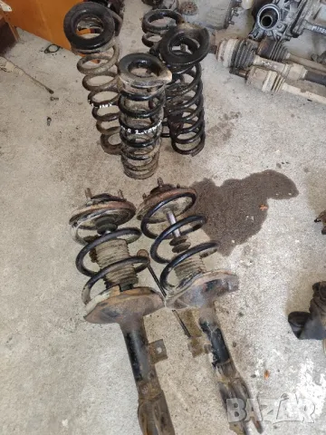 Mitsubishi Outlander 2 -Макферсони, Пружини,Носачи, снимка 3 - Части - 49126246