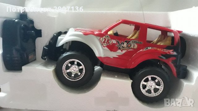 ГОЛЯМ ДЖИП С ДИСТАНЦИОННО УПРАВЛЕНИЕ , 28см дължина 15см височина , снимка 4 - Коли, камиони, мотори, писти - 31146442