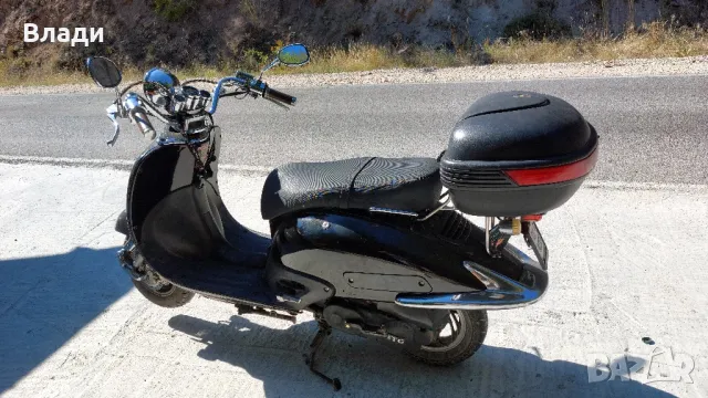 Скутер Фости ретро 50 кубика , снимка 2 - Мотоциклети и мототехника - 50167346