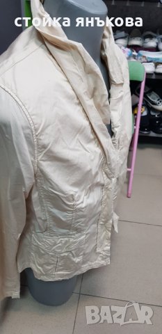 Продавам дамско светло бежово сако, снимка 1