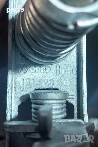 Ключалка Преден Капак VW Джета - Голф 2 - Поло - Пасат - 191823503 N, снимка 5 - Части - 43843968