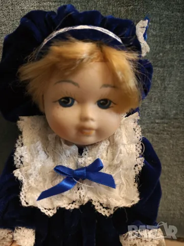 Колекционерска порцеланова кукла ръчна изработка , снимка 4 - Колекции - 48241082