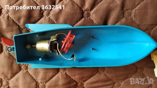 Продавам стара играчка моторница, снимка 4 - Влакчета, самолети, хеликоптери - 40002649