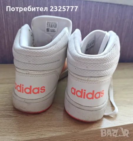 Дамски маратонки Adidas, снимка 3 - Кецове - 50109155