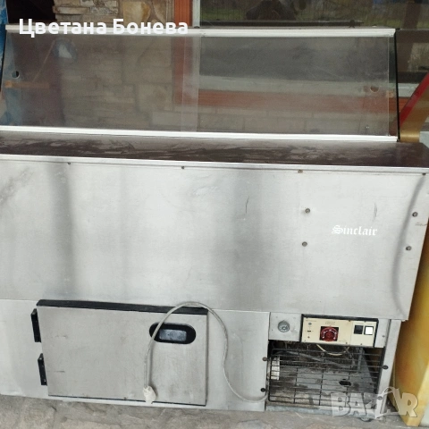 Хладилни витрини-2 броя, снимка 2 - Витрини - 53016969