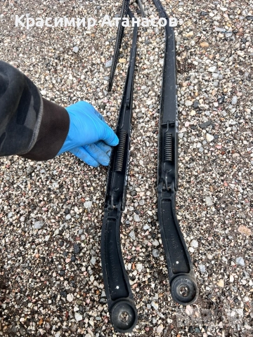 Рамена чистачка ляво и дясно за Шевролет каптива. 2006-2011г. , снимка 3 - Аксесоари и консумативи - 52712739