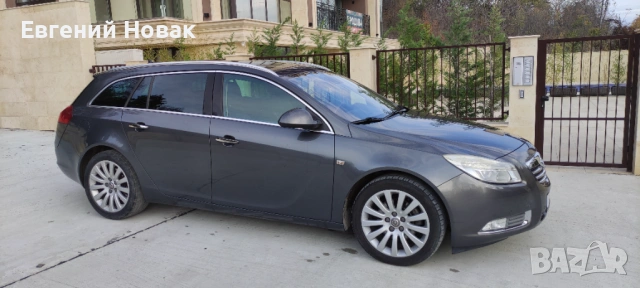 Продавам Опел Инсигния 2011 с автоматична скоростна кутия., снимка 7 - Автомобили и джипове - 53422440