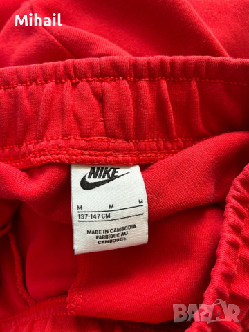 Анцунг Nike tech fleece червен, снимка 3 - Детски панталони и дънки - 44911262