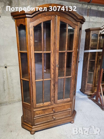 Конзолна витрина в стил Рустик