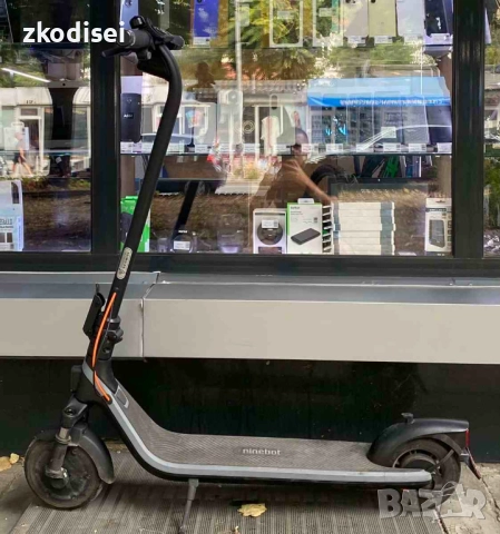 Електрическа тротинетка NINEBOT KICKSCOOTER E2
