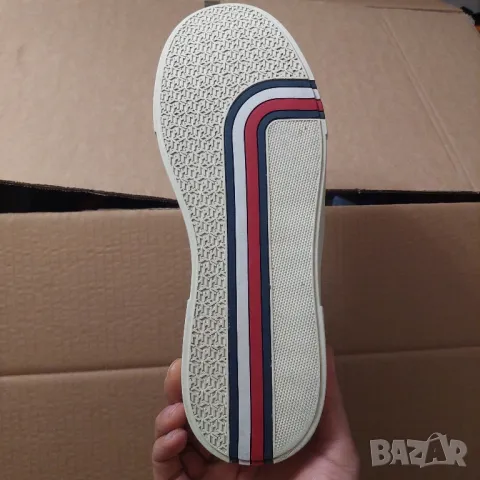 Маратонки / сникърси Tommy Hilfiger  номер 43-44, снимка 13 - Маратонки - 49787179