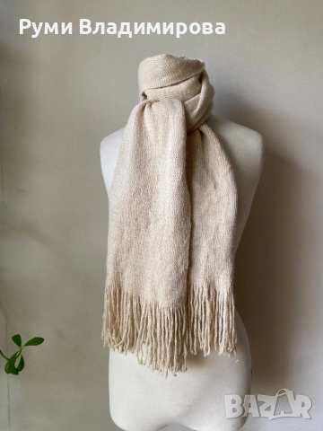 Бежов шал от Alpaca