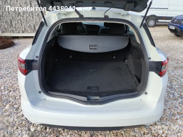 Renault Megane 1.2i, снимка 7 - Автомобили и джипове - 49797812