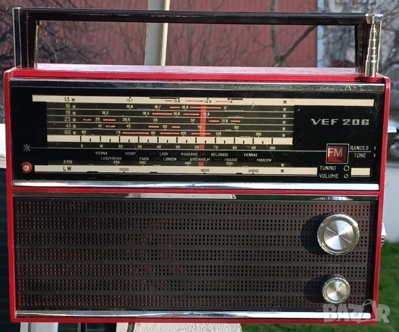 93🎶 VEF-206 – Ретро радио със съвременно звучене 🎶, снимка 2 - Антикварни и старинни предмети - 52797380