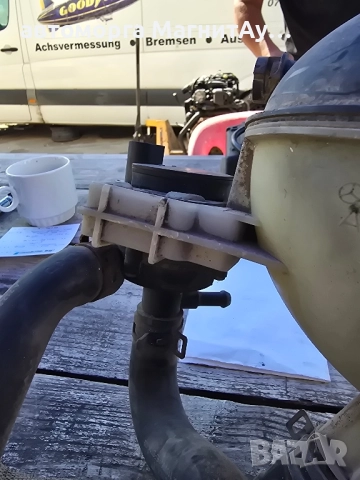 помпа за охлаждане Мерцедес w212,w251 w164 A2118350028, снимка 3 - Части - 51653532