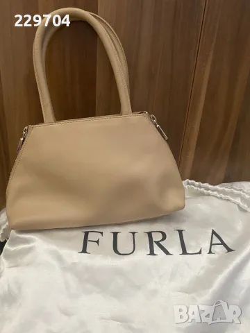 Оригинална чанта Furla , снимка 11 - Чанти - 41590837