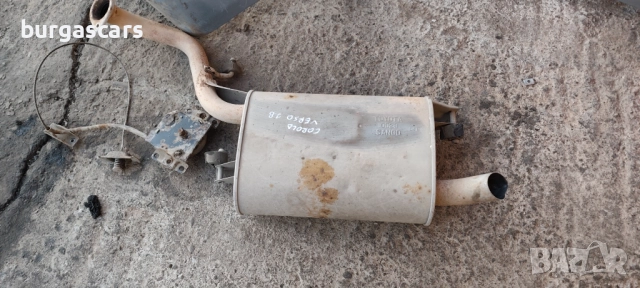 Задно гърне Toyota Corolla Verso 1.8 - 60лв, снимка 2 - Части - 52186643