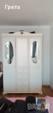 гардероб за дрехи