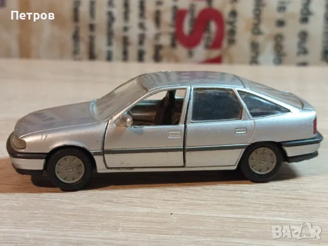 Opel Vectra 1/43.Gama, снимка 4 - Колекции - 47709517
