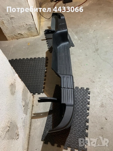 Toyota Hilux задна броня , снимка 4 - Части - 52356479