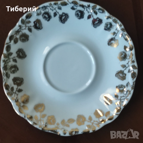 Порцеланов сервиз за чай/кафе, снимка 2 - Сервизи - 52252476