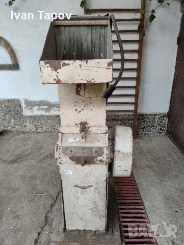 Мелница за пластмаса