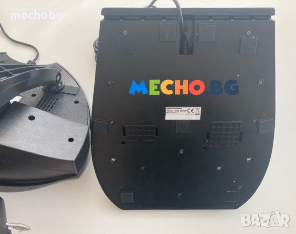 Thrustmaster Ferrari 458 spider racing wheel за XBOX One, снимка 5 - Аксесоари - 32397847