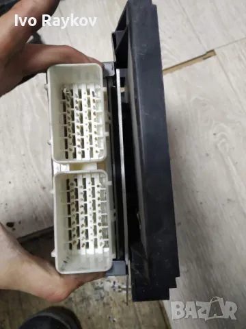 Комфорт модулът  ел.стъклата , Chrysler Voyager , Dodge , P4686673 ,, снимка 2 - Части - 48176385