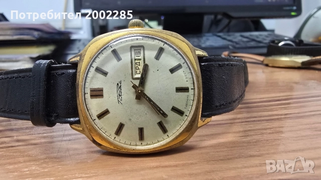 Лот часовници от СССР, снимка 11 - Антикварни и старинни предмети - 51609245