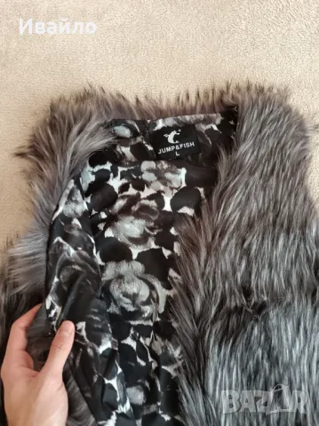 Дамски зимен елек със сив косъм, снимка 2 - Елеци - 48491226