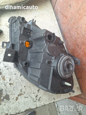 Десен фар за Renault Kangoo 8200150617, снимка 4 - Части - 50739424