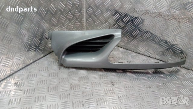 Решетка Renault Megane Scenic 1.6i 90кс. 1997г.