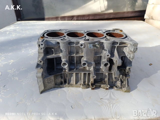 Продавам блок за Тойота Рав 4 2.0 бензин, снимка 8 - Части - 53452019