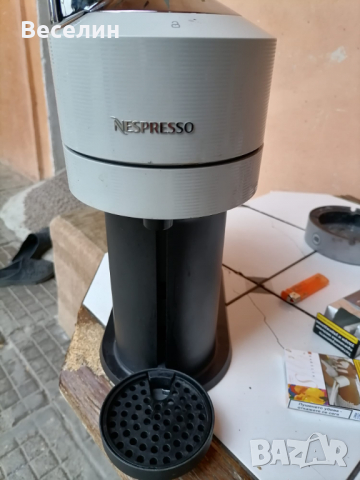 кафе машина nespresso vertuo next с капсули, снимка 1 - Кафемашини - 36388925