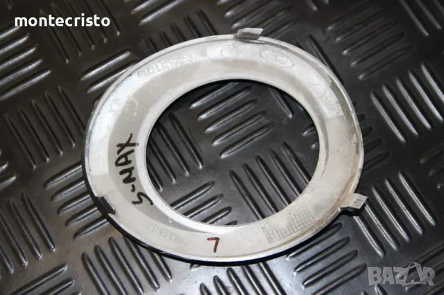 Лява розетка халоген Ford S-Max (2006-2010г.) рамка решетка фар за мъгла 6M21R19953A 6M21R19953AB, снимка 2 - Части - 49916466