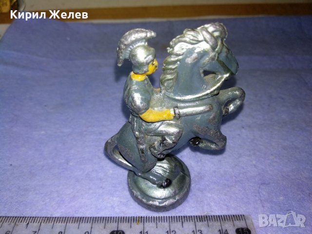 СТАРО ОЛОВНО ВОЙНИЧЕ РИМСКИ КОННИК КАВАЛЕРИСТ ВОИН ФИГУРКА от ШАХ - КОН Ръчно ОЦВЕТЕНА РЯДКА 41384, снимка 8 - Колекции - 43920400