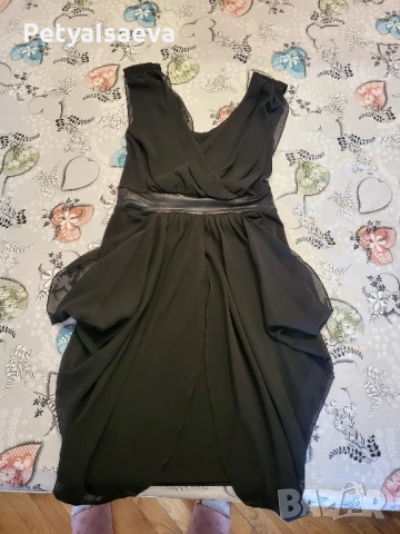 Черна къса рокля 