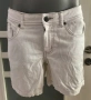 Бели къси панталони, снимка 1