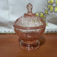 Стара стъклена захарница цветно розово стъкло , снимка 1 - Антикварни и старинни предмети - 43689588