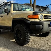 Продава се . TOYOTA FJ 4.0 L. 0878232469, снимка 2 - Автомобили и джипове - 43981131