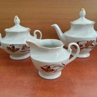 руски  порцелан чайник  захарница латиера , снимка 1 - Антикварни и старинни предмети - 27021724